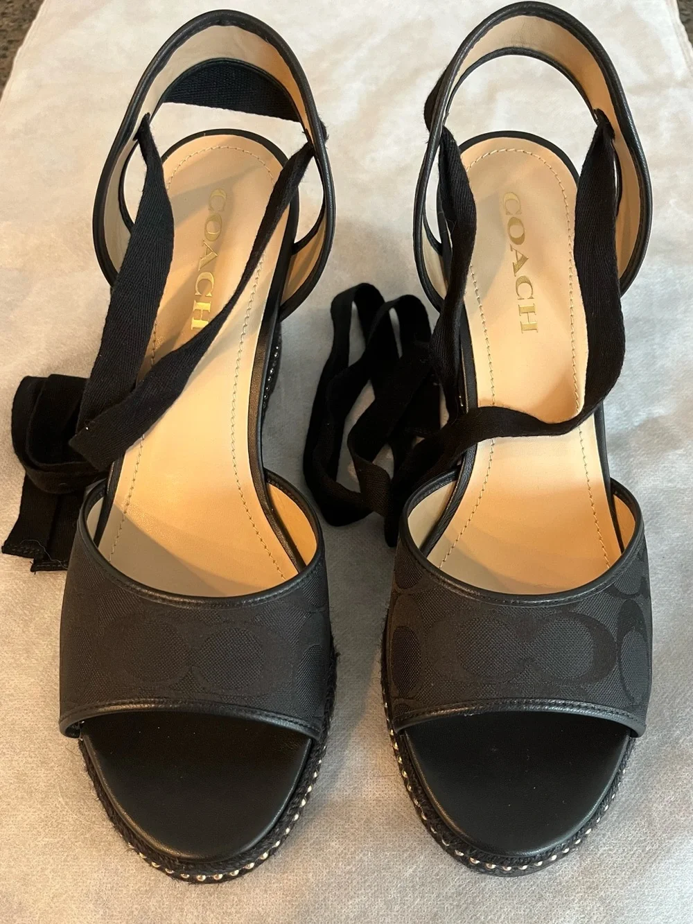 Coach elegant wedge